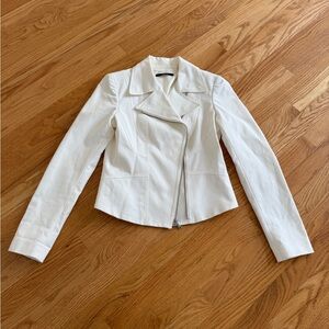 Tahari White Jacket suit blazer gorgeous fitted cream white zippered jacket